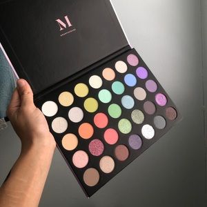 MORPHE 35I - Icy Fantasy Palette